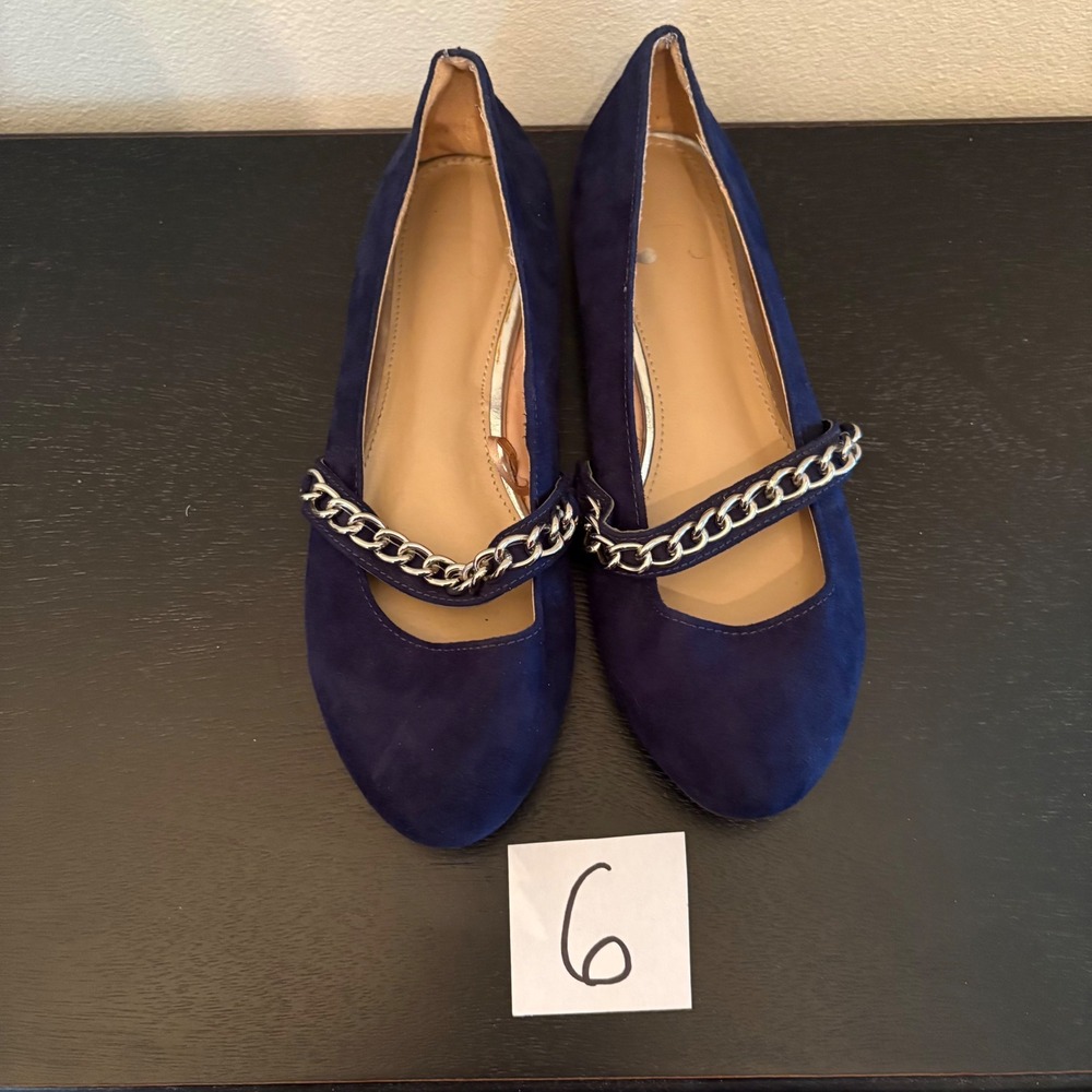 Ballet Flats Chain Accent Mary Jane Style Shoes Size 6